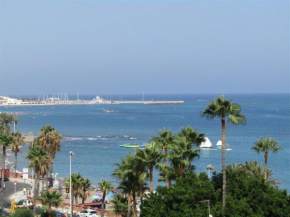 Victoria beachfront apartment in Benalmadena Costa